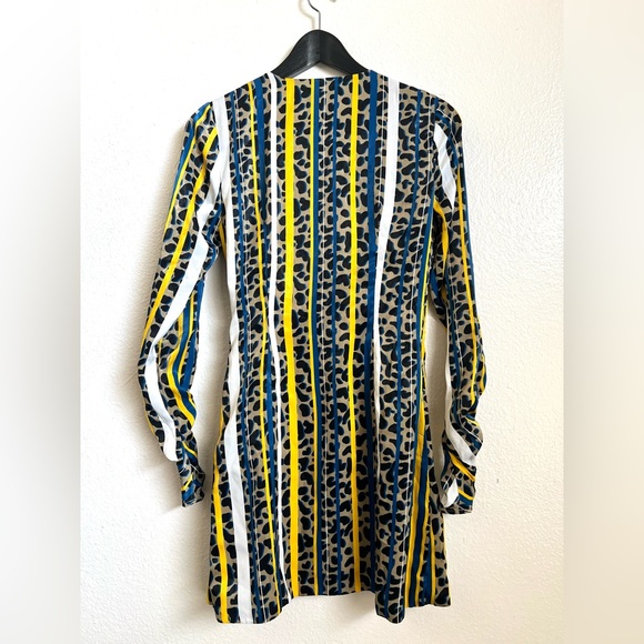 House of Harlow 1960 x REVOLVE Priscilla Dress in Yellow Leopard Stripe - Picture 3 of 9